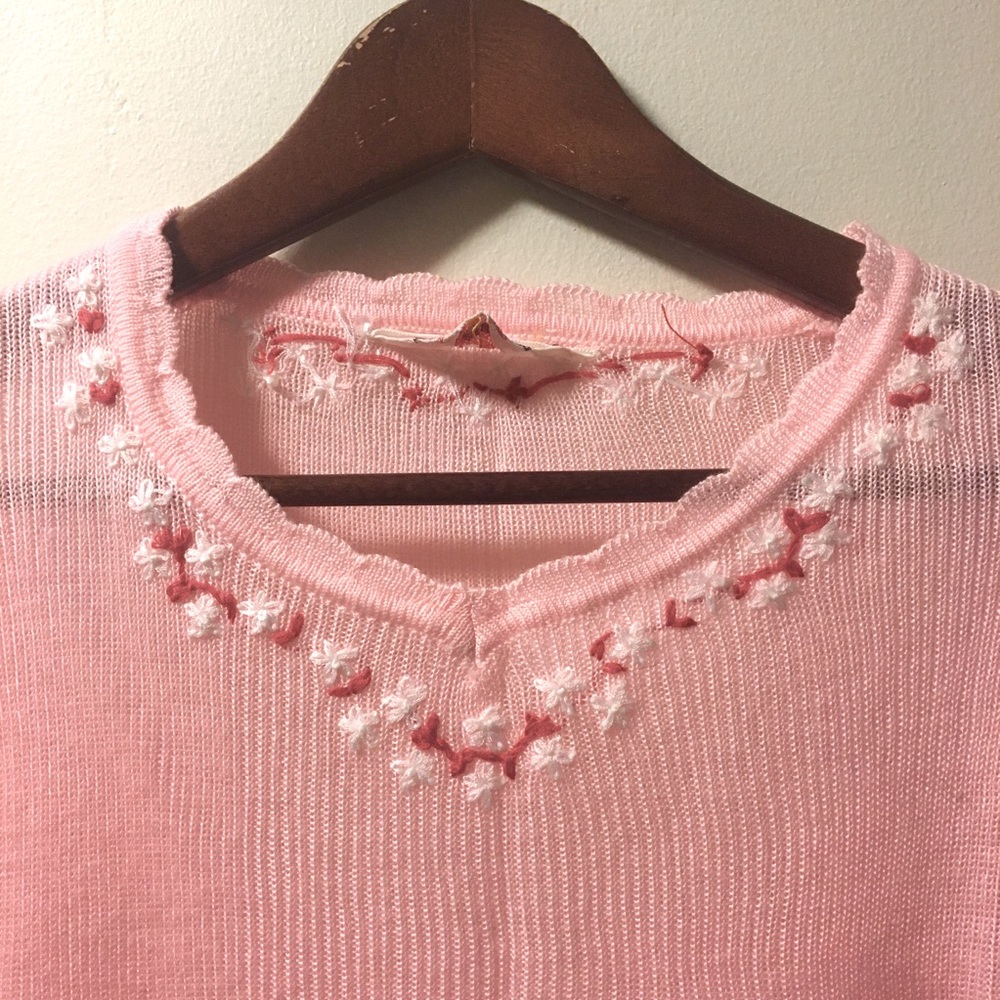 Embroidered pink & red vintage knit tee